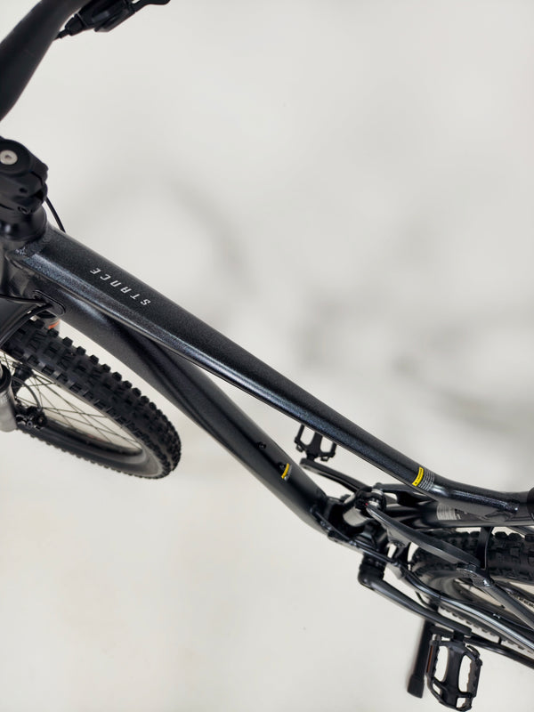 Giant Stance 29 2 2024 / LARGE / Dropper / Tubeless / RRP: £1,999.00 / Like NEW!