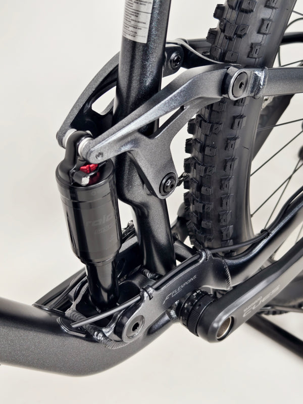 Giant Stance 29 2 2024 / LARGE / Dropper / Tubeless / RRP: £1,999.00 / Like NEW!