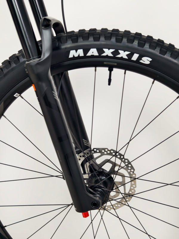 Giant Stance 29 2 2024 / LARGE / Dropper / Tubeless / RRP: £1,999.00 / Like NEW!