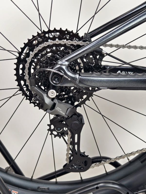 Giant Stance 29 2 2024 / LARGE / Dropper / Tubeless / RRP: £1,999.00 / Like NEW!