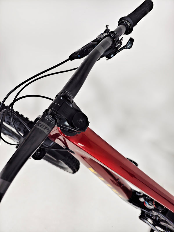 Vitus Sommet 297 AMP Mountain Bike 2022 / MEDIUM / RRP: £4,599.99 / Very Good Condition!