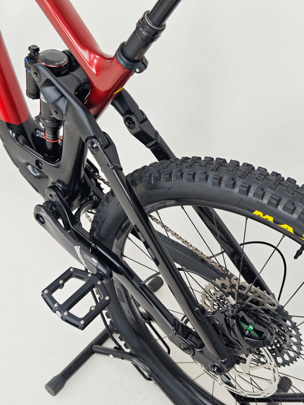 Vitus Sommet 297 AMP Mountain Bike 2022 / MEDIUM / RRP: £4,599.99 / Very Good Condition!