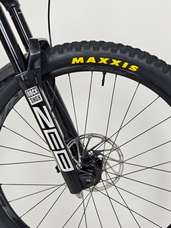 Vitus Sommet 297 AMP Mountain Bike 2022 / MEDIUM / RRP: £4,599.99 / Very Good Condition!