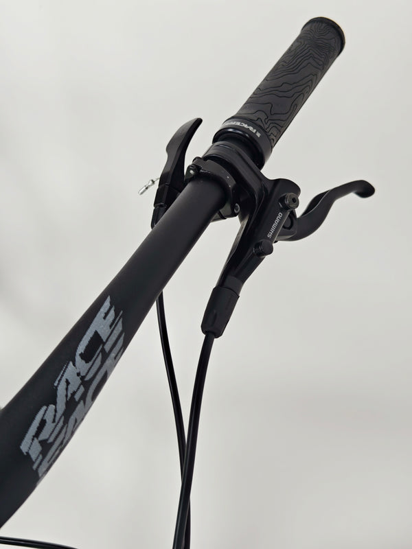 Orange P7 27.5 S 2023/ MEDIUM/ 27.5”/ RRP: £2,600.00 / Excellent Condition