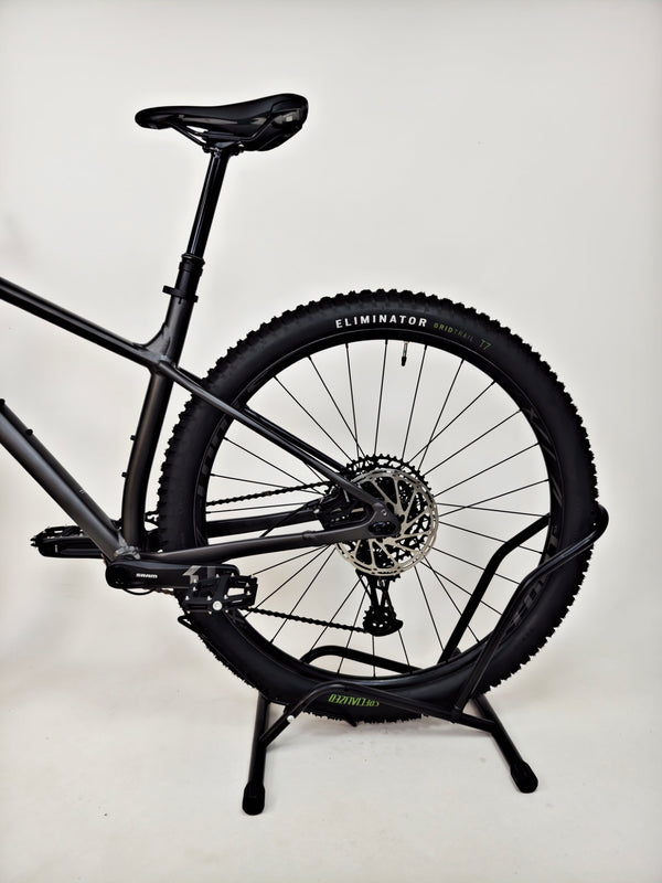 Specialized Fuse Comp 29 2023 / LARGE / Excellent Condition / RRP: £2,000.00