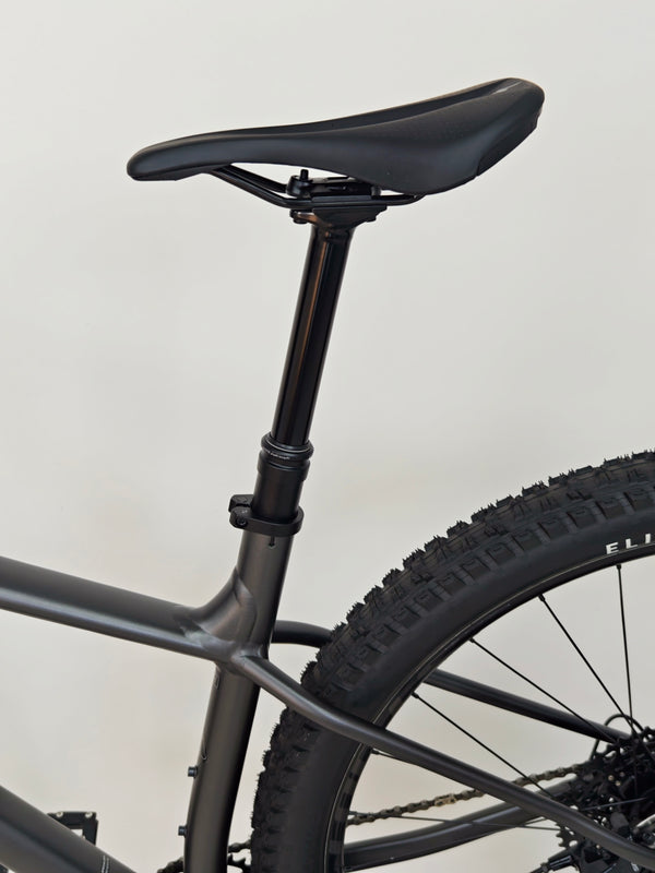 Specialized Fuse Comp 29 2023 / LARGE / Excellent Condition / RRP: £2,000.00