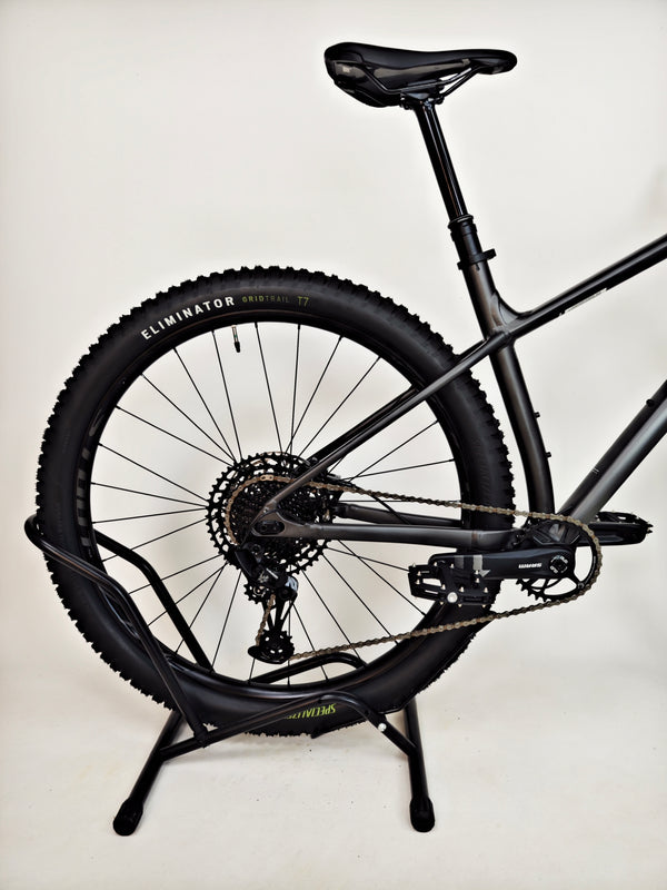 Specialized Fuse Comp 29 2023 / LARGE / Excellent Condition / RRP: £2,000.00