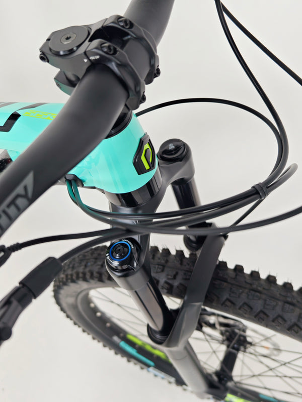 Polygon Siskiu T7 2022 Full Suspension / MEDIUM / RRP: £2,000.00 / Excellent Condition!