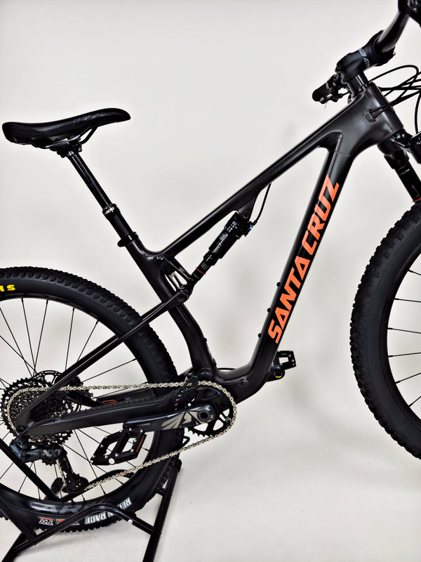 Santa Cruz Blur 4 C S 2022 / MEDIUM / RRP: £5,499.00 / Very Good Condition
