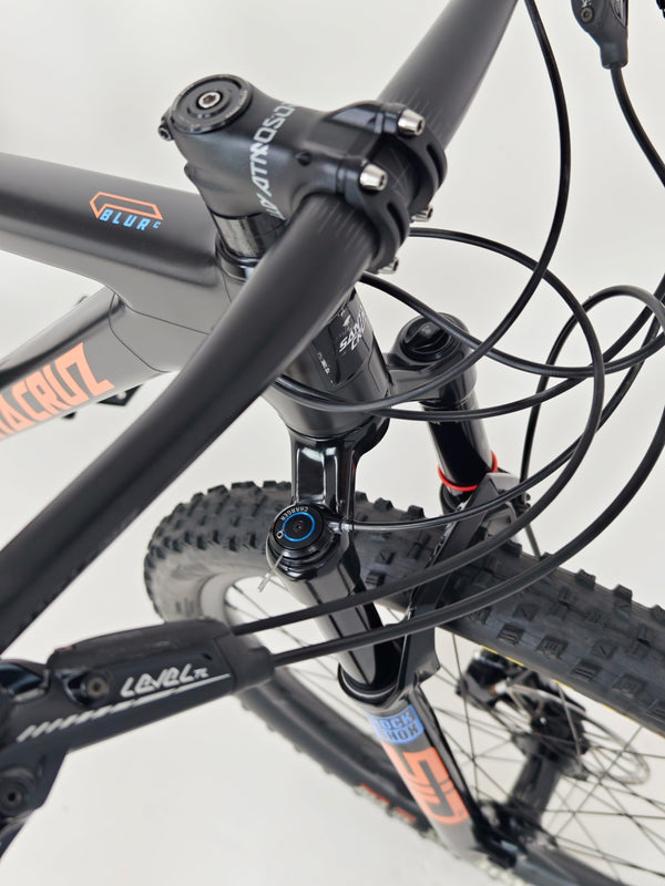 Santa Cruz Blur 4 C S 2022 / MEDIUM / RRP: £5,499.00 / Very Good Condition