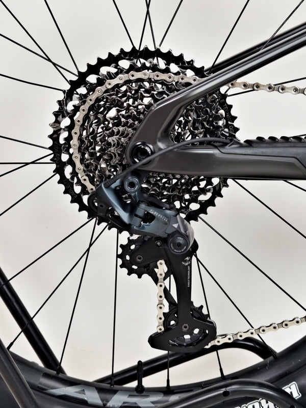 Santa Cruz Blur 4 C S 2022 / MEDIUM / RRP: £5,499.00 / Very Good Condition