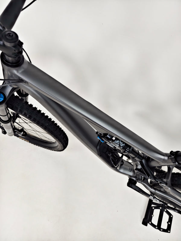 Specialized Stumpjumper EVO Comp Alloy 29 / MEDIUM (S3) / Very Good Condition