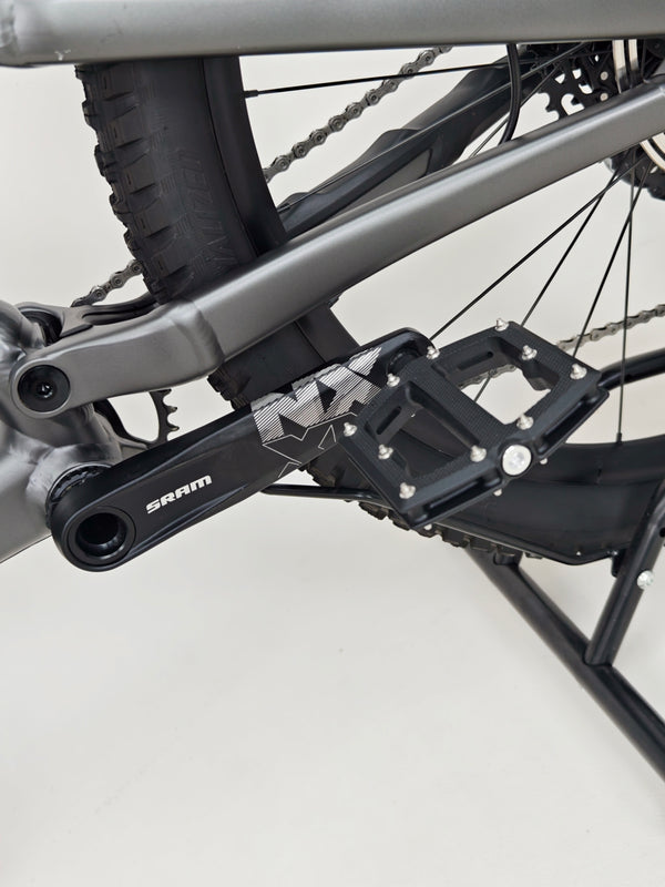 Specialized Stumpjumper EVO Comp Alloy 29 / MEDIUM (S3) / Very Good Condition