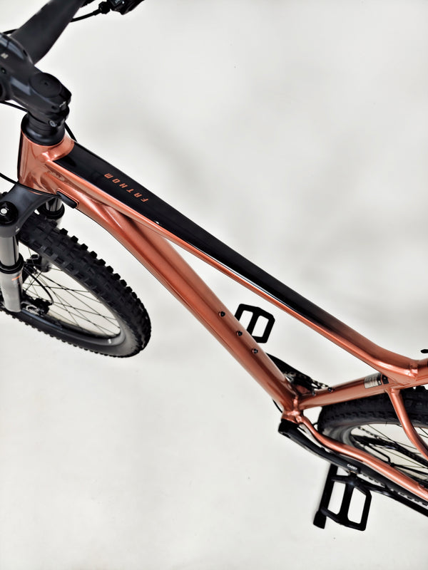 Giant Fathom 2 29 2023 / LARGE / RRP: £1,399.00 / Very Good Condition