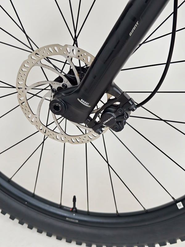 Giant Fathom 2 29 2023 / LARGE / RRP: £1,399.00 / Very Good Condition
