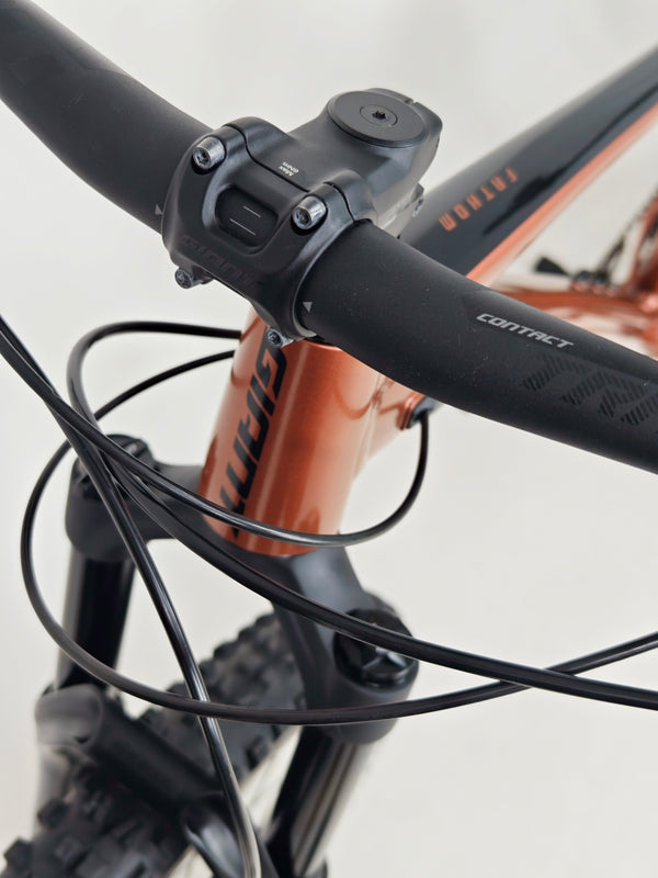 Giant Fathom 2 29 2023 / LARGE / RRP: £1,399.00 / Very Good Condition