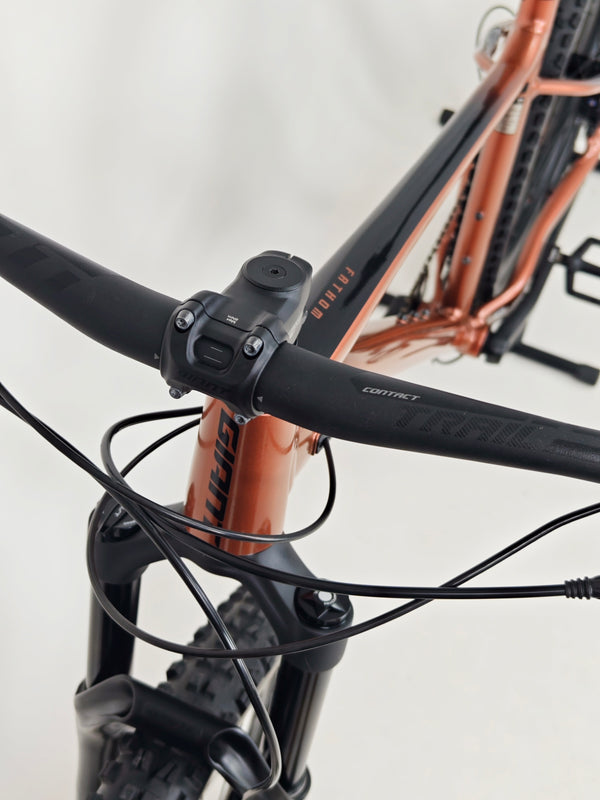 Giant Fathom 2 29 2023 / LARGE / RRP: £1,399.00 / Very Good Condition