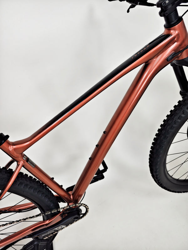 Giant Fathom 2 29 2023 / LARGE / RRP: £1,399.00 / Very Good Condition