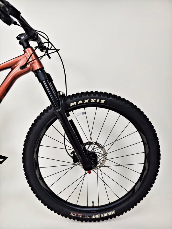 Giant Fathom 2 29 2023 / LARGE / RRP: £1,399.00 / Very Good Condition