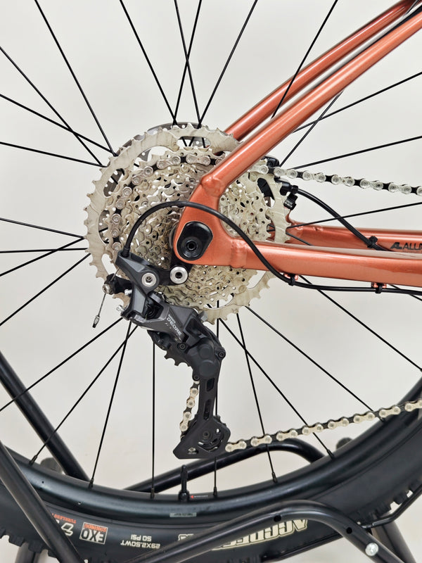 Giant Fathom 2 29 2023 / LARGE / RRP: £1,399.00 / Very Good Condition