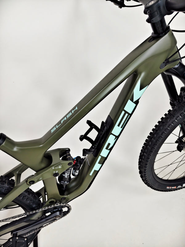 Trek Slash 9.7 SLX + XT 29 2022 / MEDIUM / RRP: £4,700.00 / Excellent Condition!