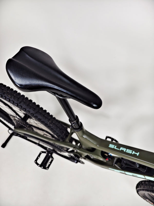 Trek Slash 9.7 SLX + XT 29 2022 / MEDIUM / RRP: £4,700.00 / Excellent Condition!