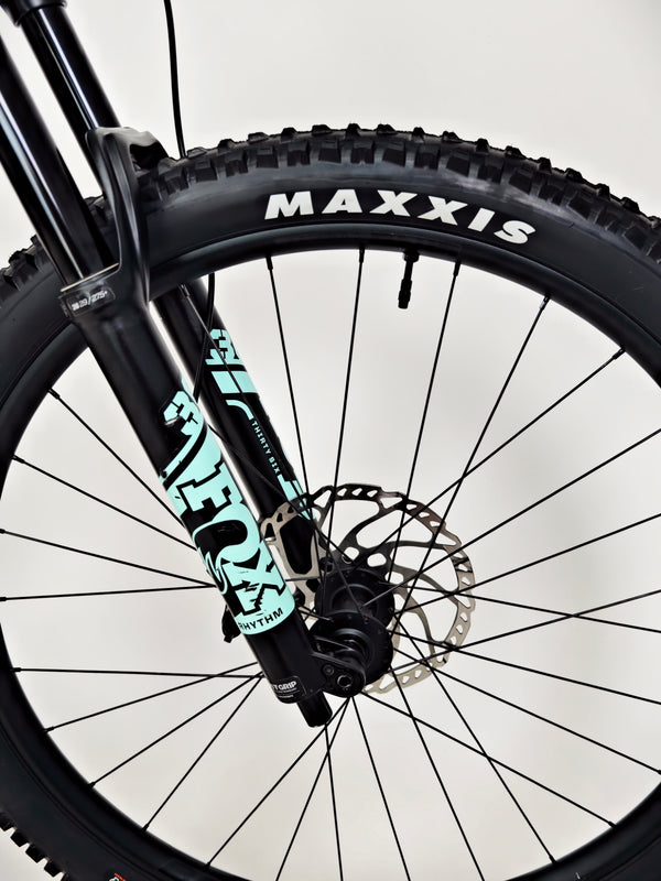 Trek Slash 9.7 SLX + XT 29 2022 / MEDIUM / RRP: £4,700.00 / Excellent Condition!
