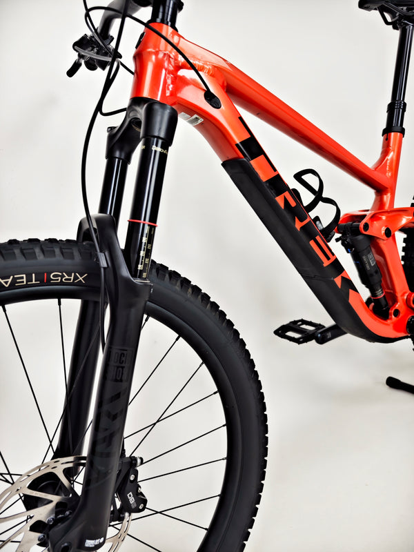 Trek Slash 7 2023 / MEDIUM / RRP: £3,200.00 / Very Good Condition