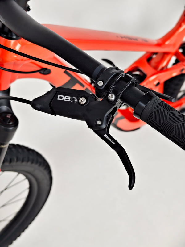 Trek Slash 7 2023 / MEDIUM / RRP: £3,200.00 / Very Good Condition
