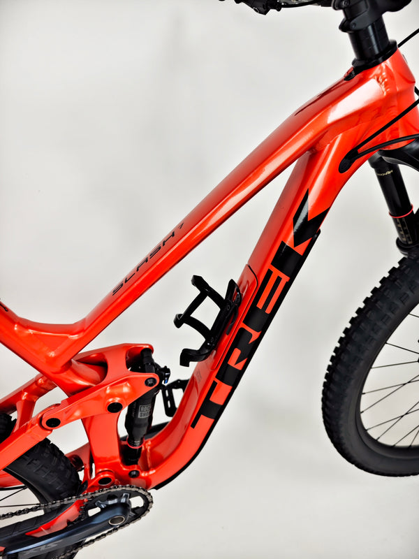 Trek Slash 7 2023 / MEDIUM / RRP: £3,200.00 / Very Good Condition
