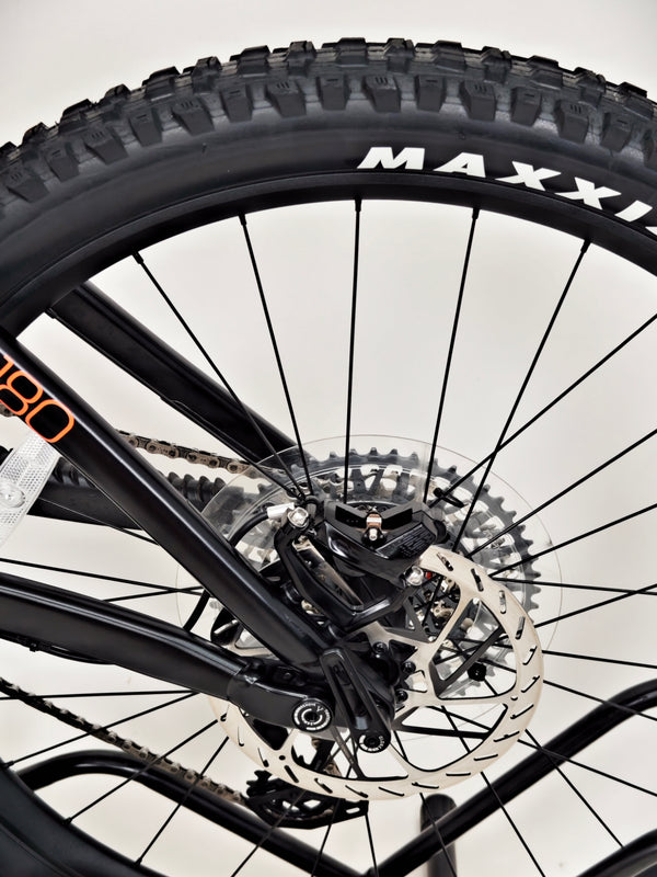 Whyte E-180 RSX Electric FS Bike 2025 / MEDIUM/ RRP: £5,499.00 / Like NEW! / Only 88 miles from new!