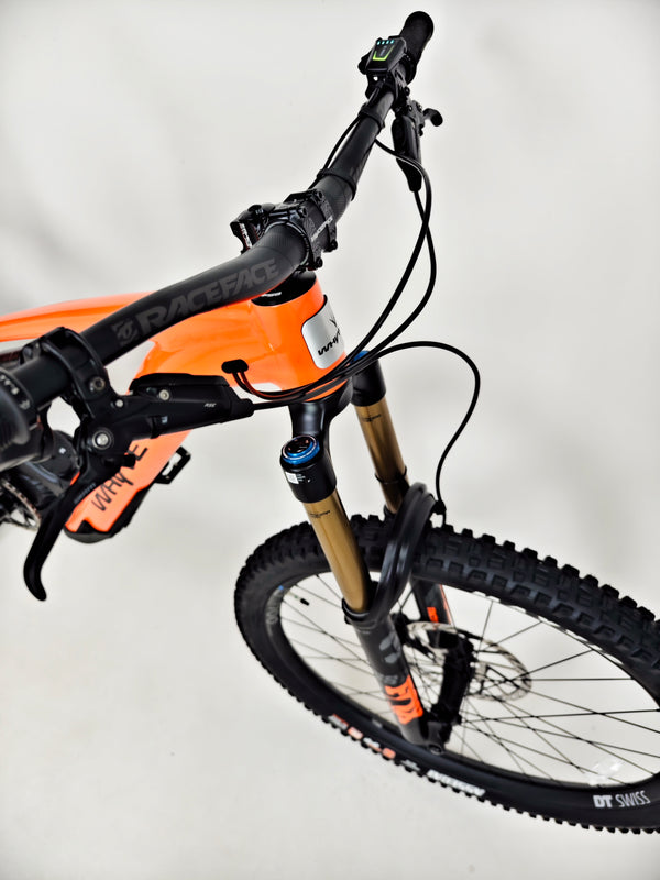 Whyte E-180 RSX Electric FS Bike 2025 / MEDIUM/ RRP: £5,499.00 / Like NEW! / Only 88 miles from new!