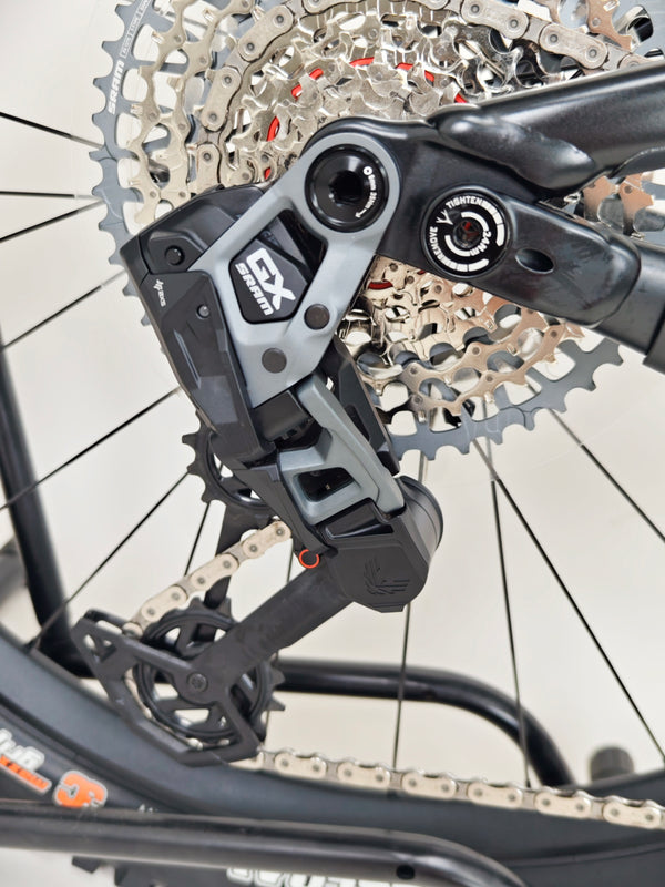 Whyte E-180 RSX Electric FS Bike 2025 / MEDIUM/ RRP: £5,499.00 / Like NEW! / Only 88 miles from new!