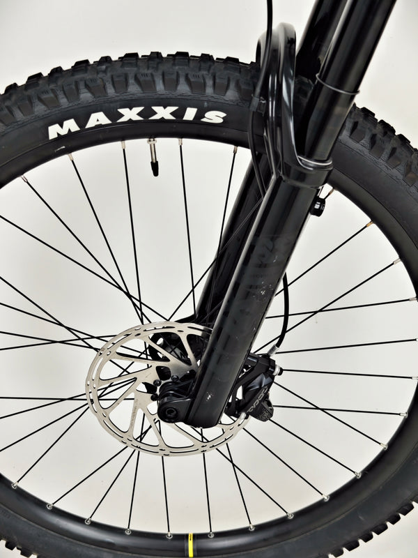 Lapierre Spicy CF 6.9 2023 / LARGE / RRP: £4,699.00 / Very Good Condition