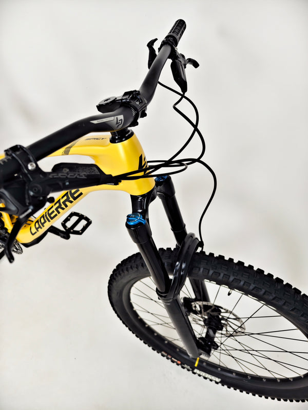 Lapierre Spicy CF 6.9 2023 / LARGE / RRP: £4,699.00 / Very Good Condition
