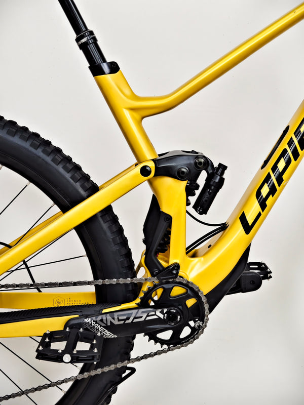 Lapierre Spicy CF 6.9 2023 / LARGE / RRP: £4,699.00 / Very Good Condition