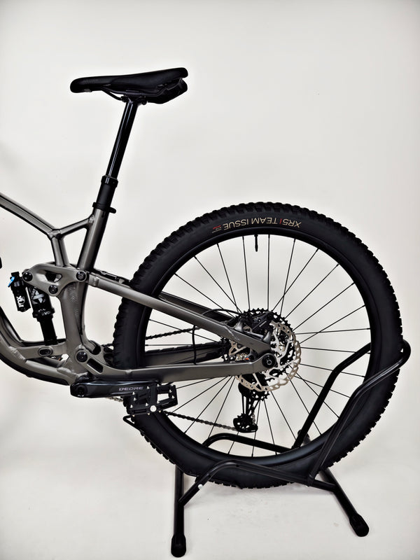 TREK Fuel EX 9.7 Gen 6 2023 CARBON / LARGE / RRP: £4,175.00 / Very Good Condition