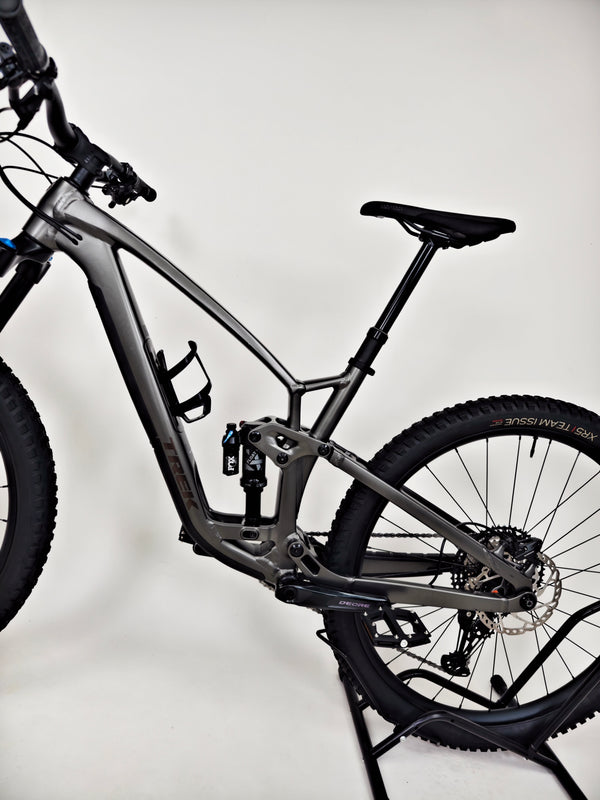 TREK Fuel EX 9.7 Gen 6 2023 CARBON / LARGE / RRP: £4,175.00 / Very Good Condition