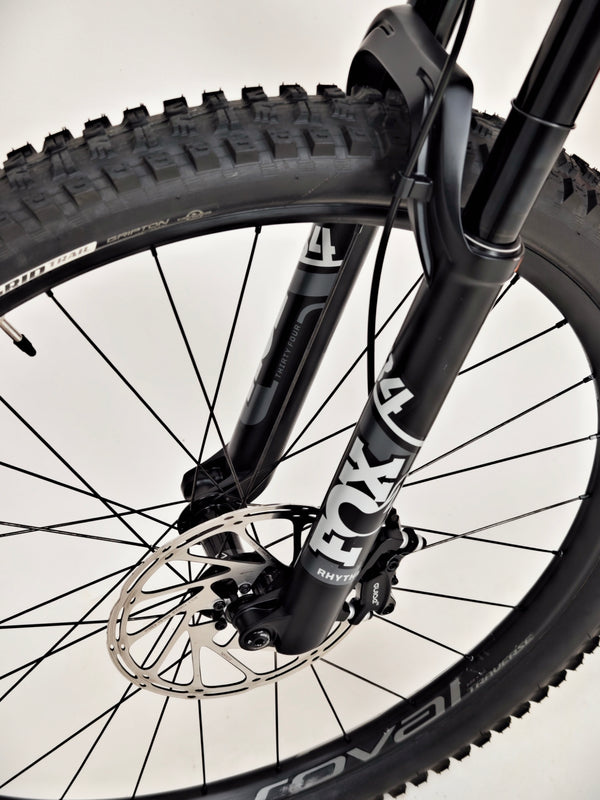 Specialized Turbo Levo SL Comp 2022 Electric FS Bike / MEDIUM / RRP: £6,500.00 / Very Good Condition / Only 140 miles from new!
