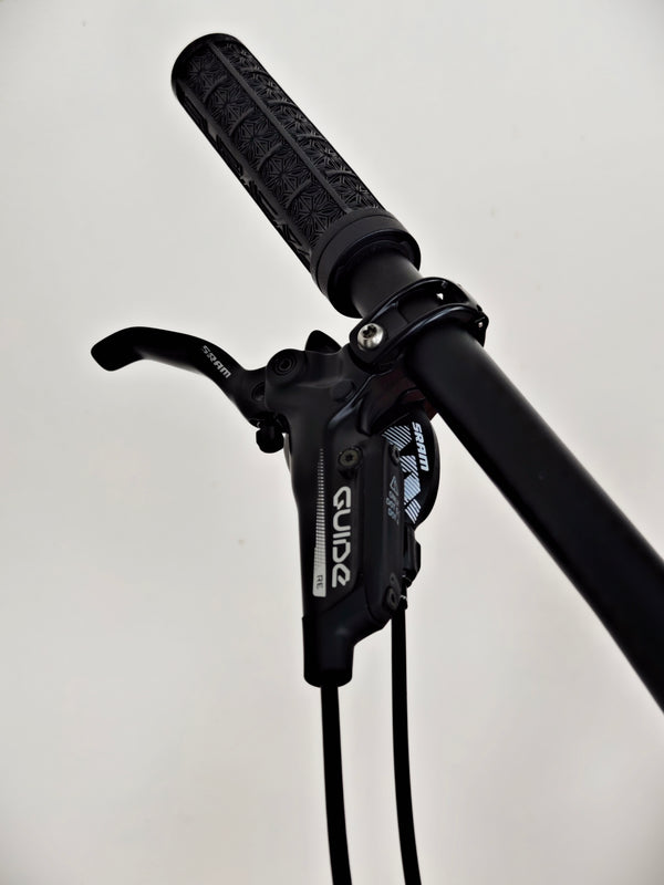Specialized Turbo Levo SL Comp 2022 Electric FS Bike / MEDIUM / RRP: £6,500.00 / Very Good Condition / Only 140 miles from new!