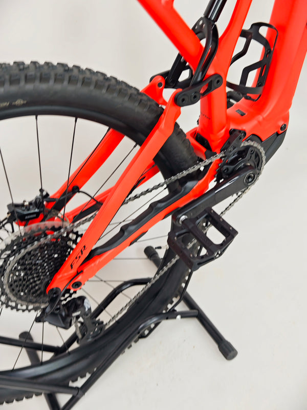 Specialized Turbo Levo SL Comp 2022 Electric FS Bike / MEDIUM / RRP: £6,500.00 / Very Good Condition / Only 140 miles from new!