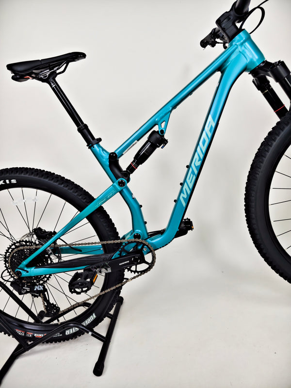 Merida One-Twenty 700 29 2023 / MEDIUM / RRP: £3,100.00 / Like NEW!