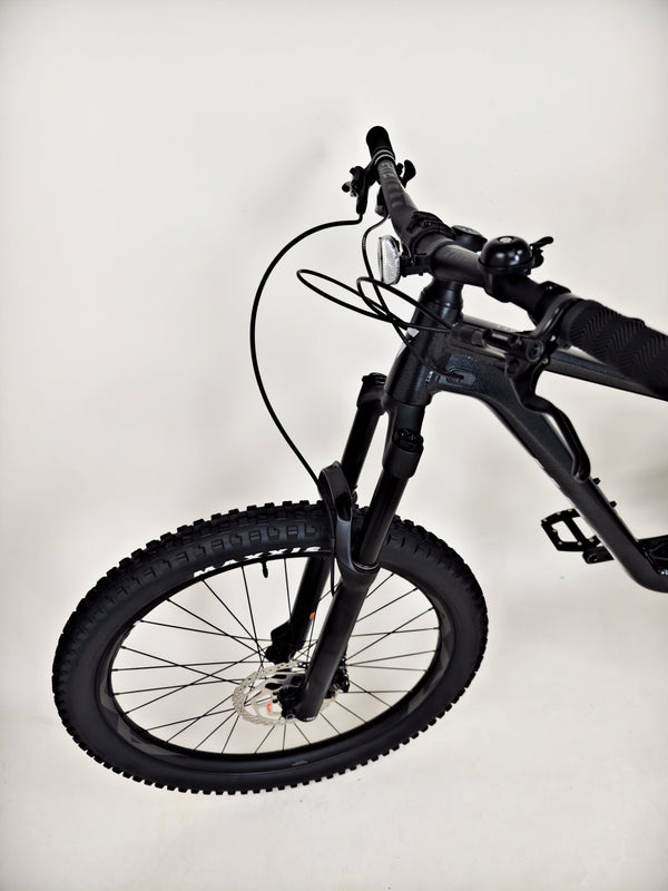 Giant Stance 2024 / MEDIUM / RRP: £1,999.00 / Excellent Condition!