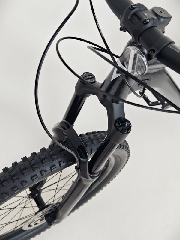 Giant Stance 2024 / MEDIUM / RRP: £1,999.00 / Excellent Condition!