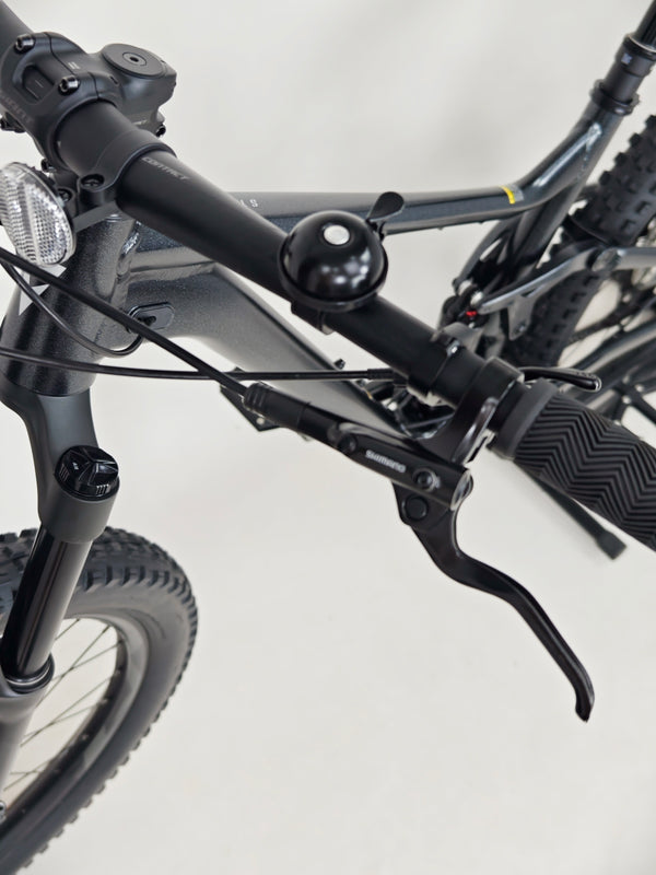 Giant Stance 2024 / MEDIUM / RRP: £1,999.00 / Excellent Condition!