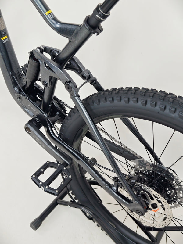 Giant Stance 2024 / MEDIUM / RRP: £1,999.00 / Excellent Condition!