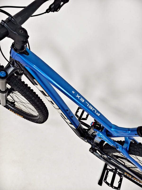 Trek Fuel EX 8 XT 2022 / LARGE / FOX / RRP: £3,450.00 / Very Good Condition