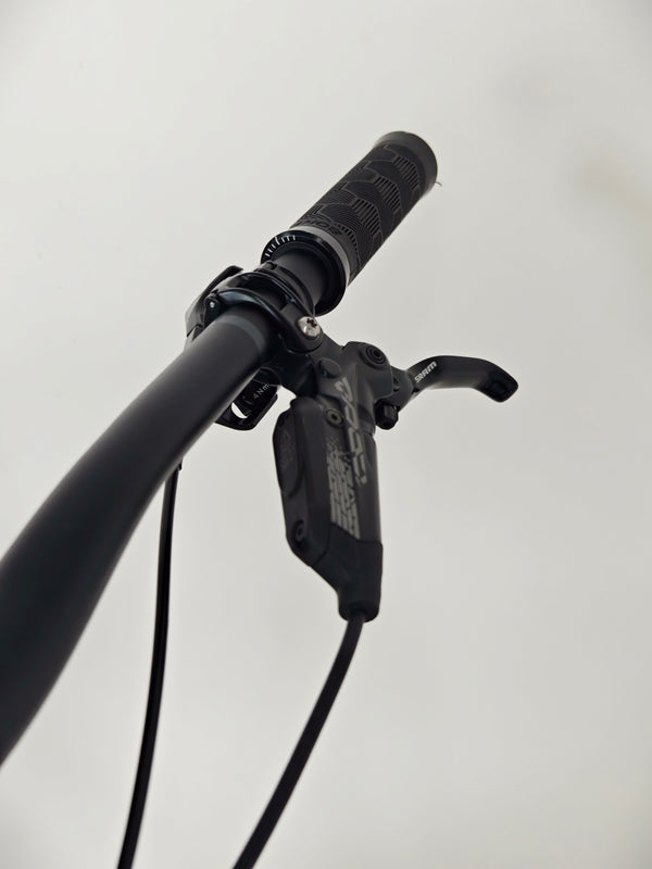 Trek Slash 8 Gen 5 2022 / XL/ RRP: £3,700.00 / Very Good Condition