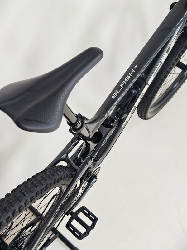 Trek Slash 8 Gen 5 2022 / XL/ RRP: £3,700.00 / Very Good Condition