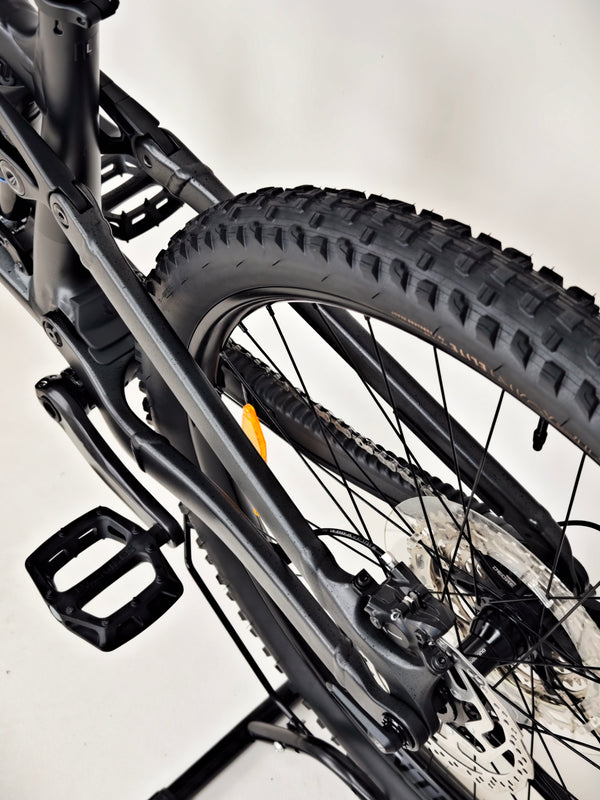 Trek Fuel EX 5 Gen 7 2026 / LARGE / RRP: £2,200.00 / Very Good Condition